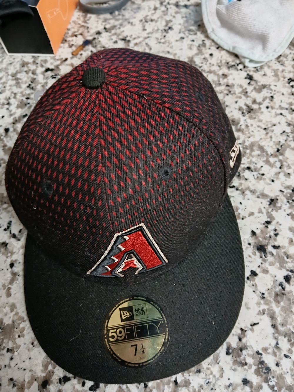 New Era Black and Red Arizona Diamondbacks Fitted Hat